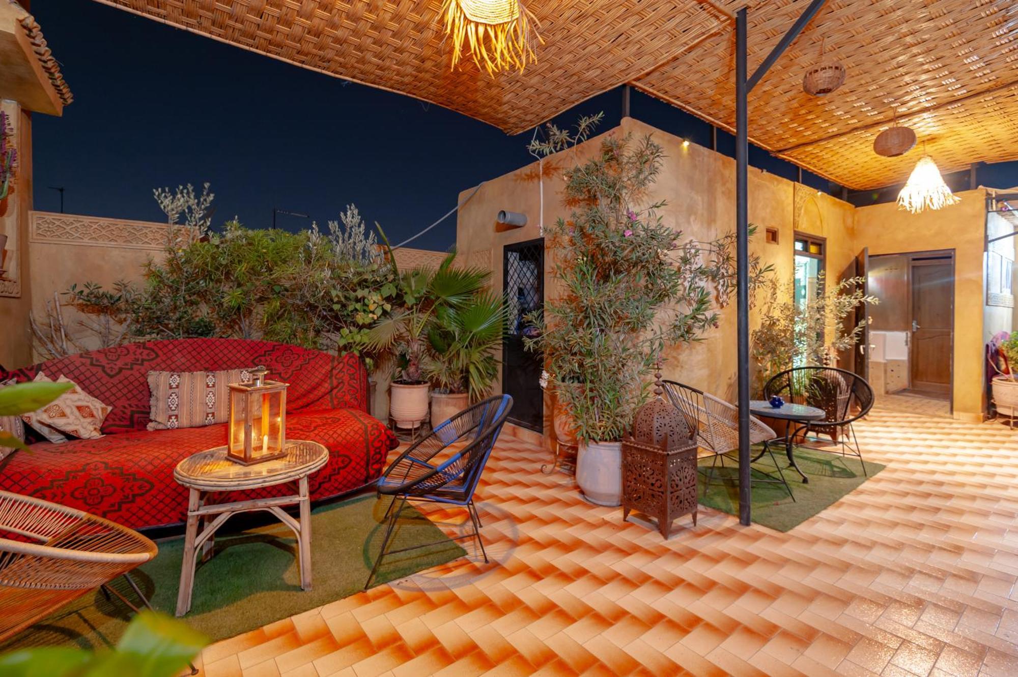 Losra Riad