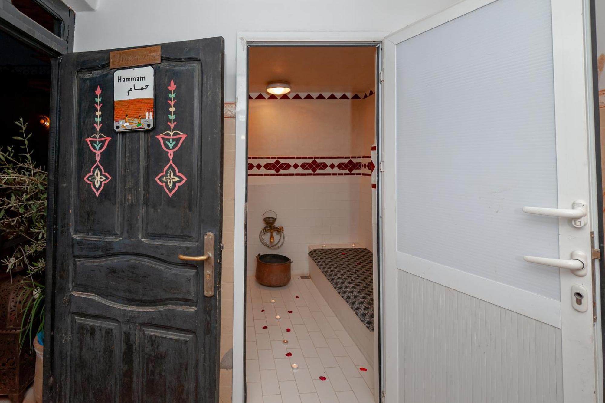 Losra Riad