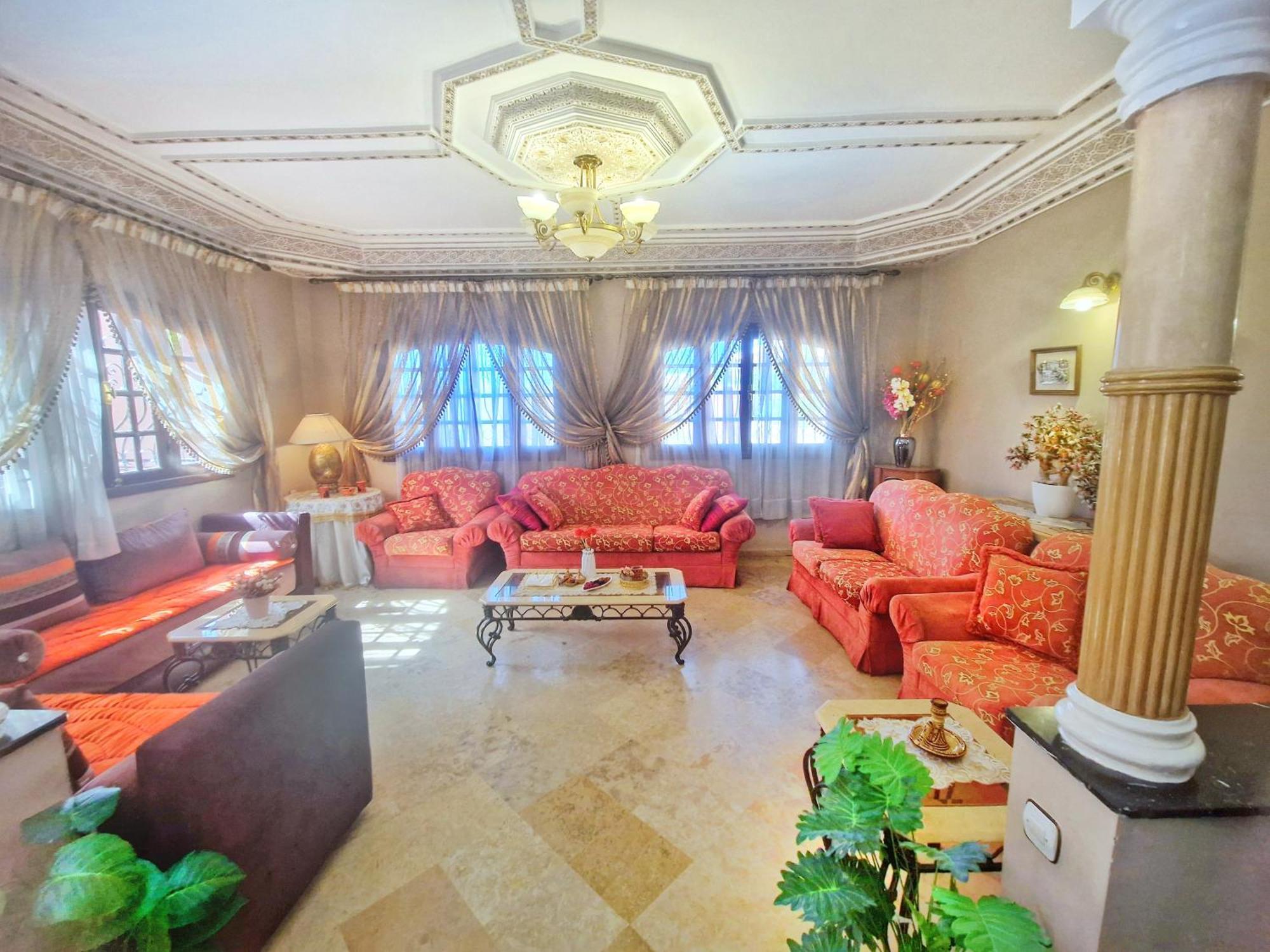 Oranger Family House Center, Private Large House, Terasse Garden View, Free Parking Apartment Marrakesh