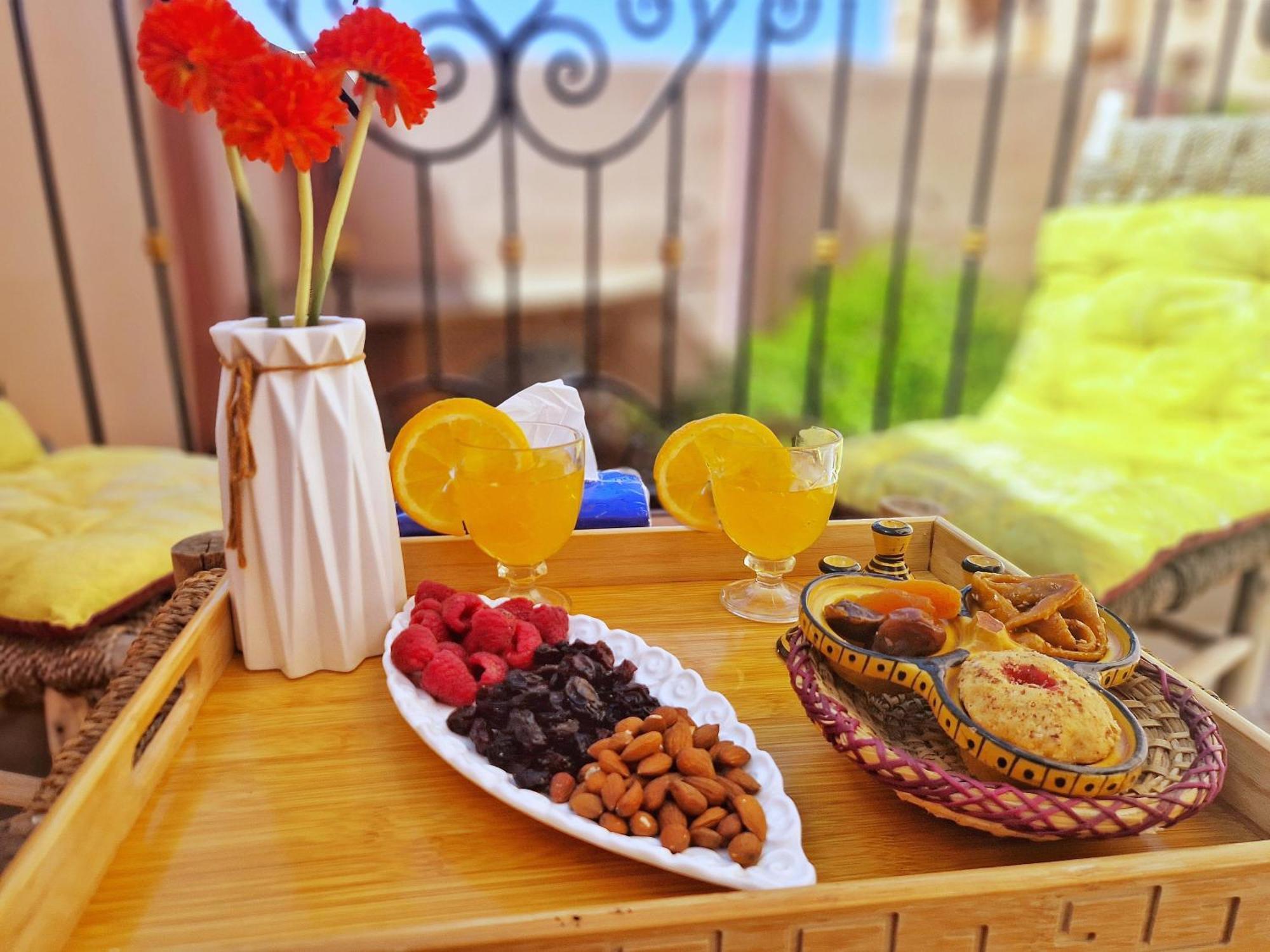 Apartment Oranger Family House Center, Private Large House, Terasse Garden View, Free Parking Marrakesh