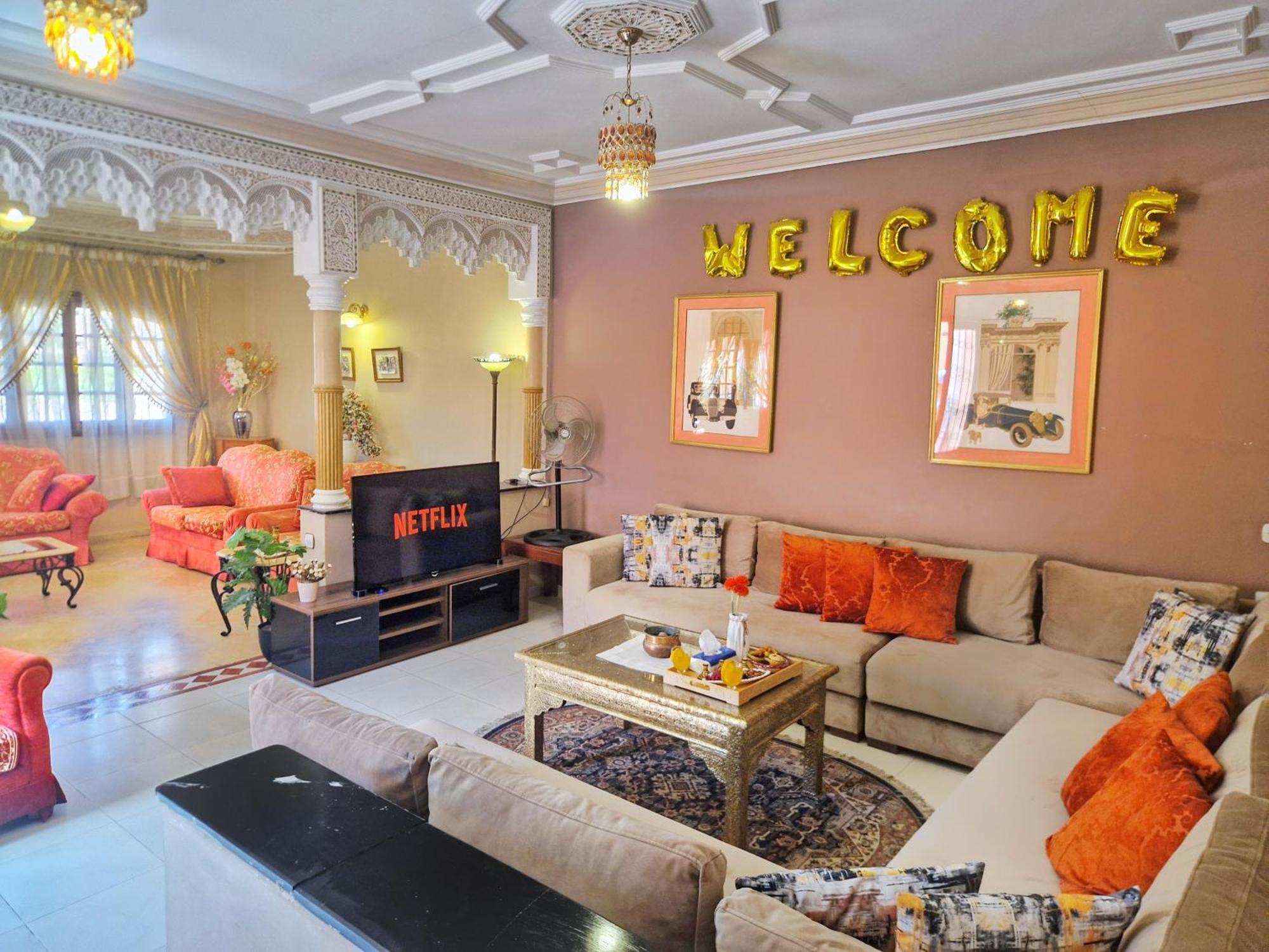 Oranger Family House Center, Private Large House, Terasse Garden View, Free Parking Marrakesh
