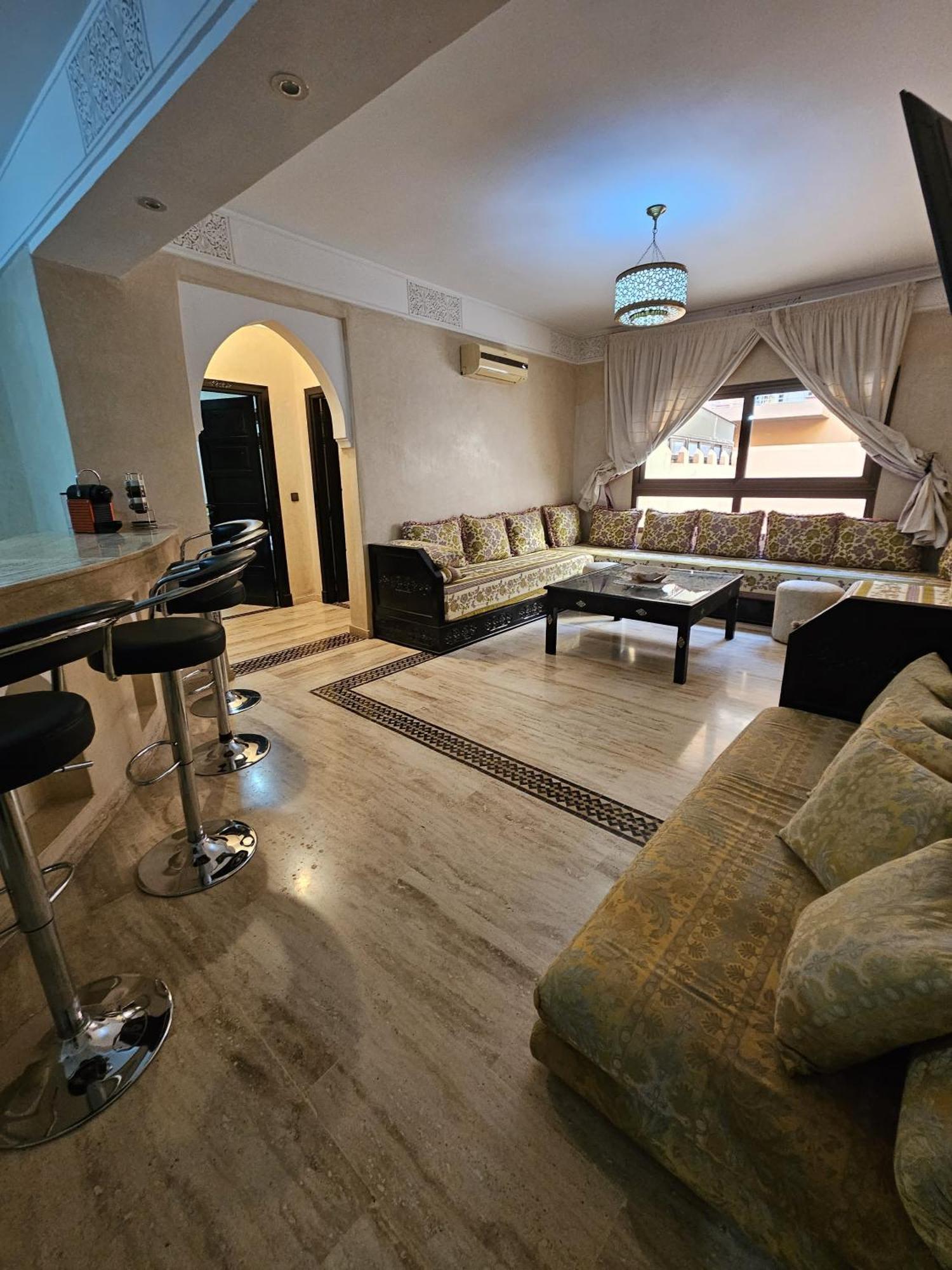 Appartement Douillet Au Centre Gueliz *