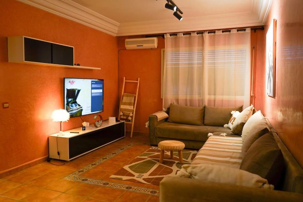 Apartment Style Et Confortable Top Centre *