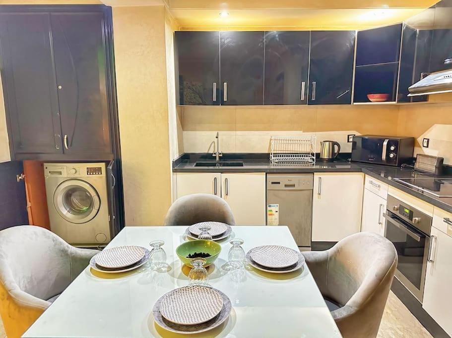 Stylish & Comfy Haven 5 Stars Location Plaza Views * Marrakesh