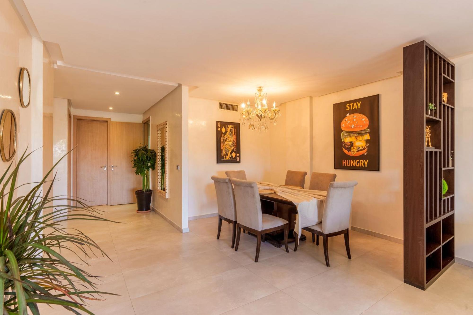 2 Bedrooms Equipped Apartment