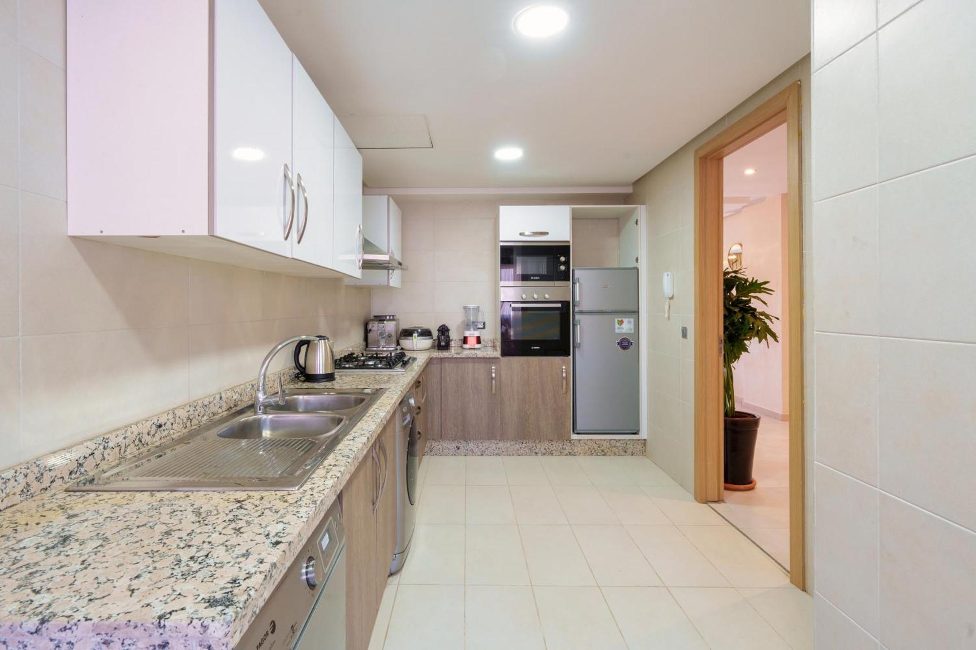 2 Bedrooms Equipped
