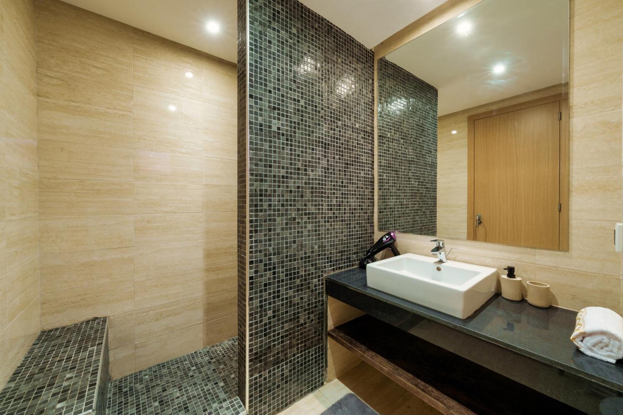 Apartment 2 Bedrooms Equipped *