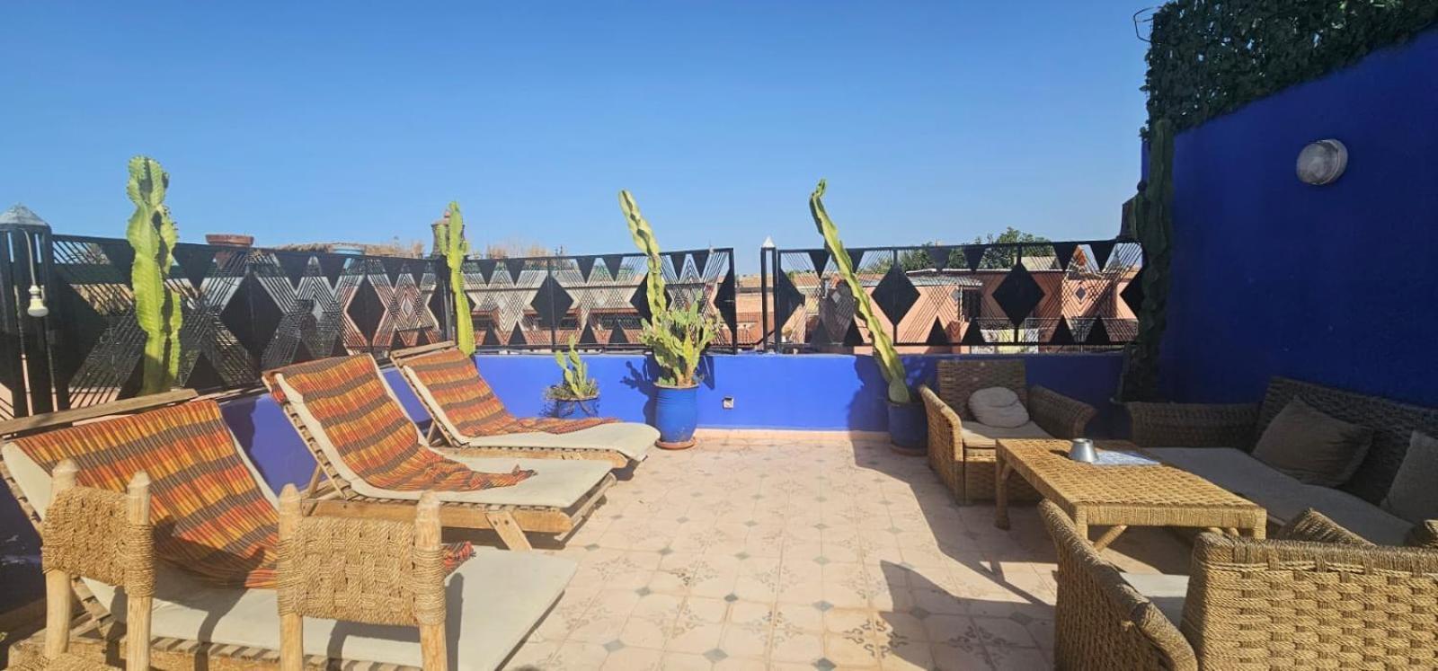 Salma Restaurant Bed & Breakfast 3*