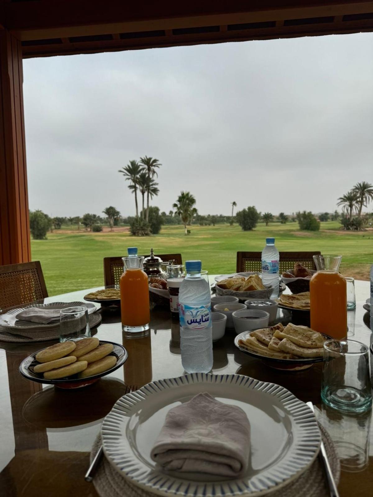 Sur Le Golf De La Palmeraie With Cooker And Butler Included Pousada Marraquexe