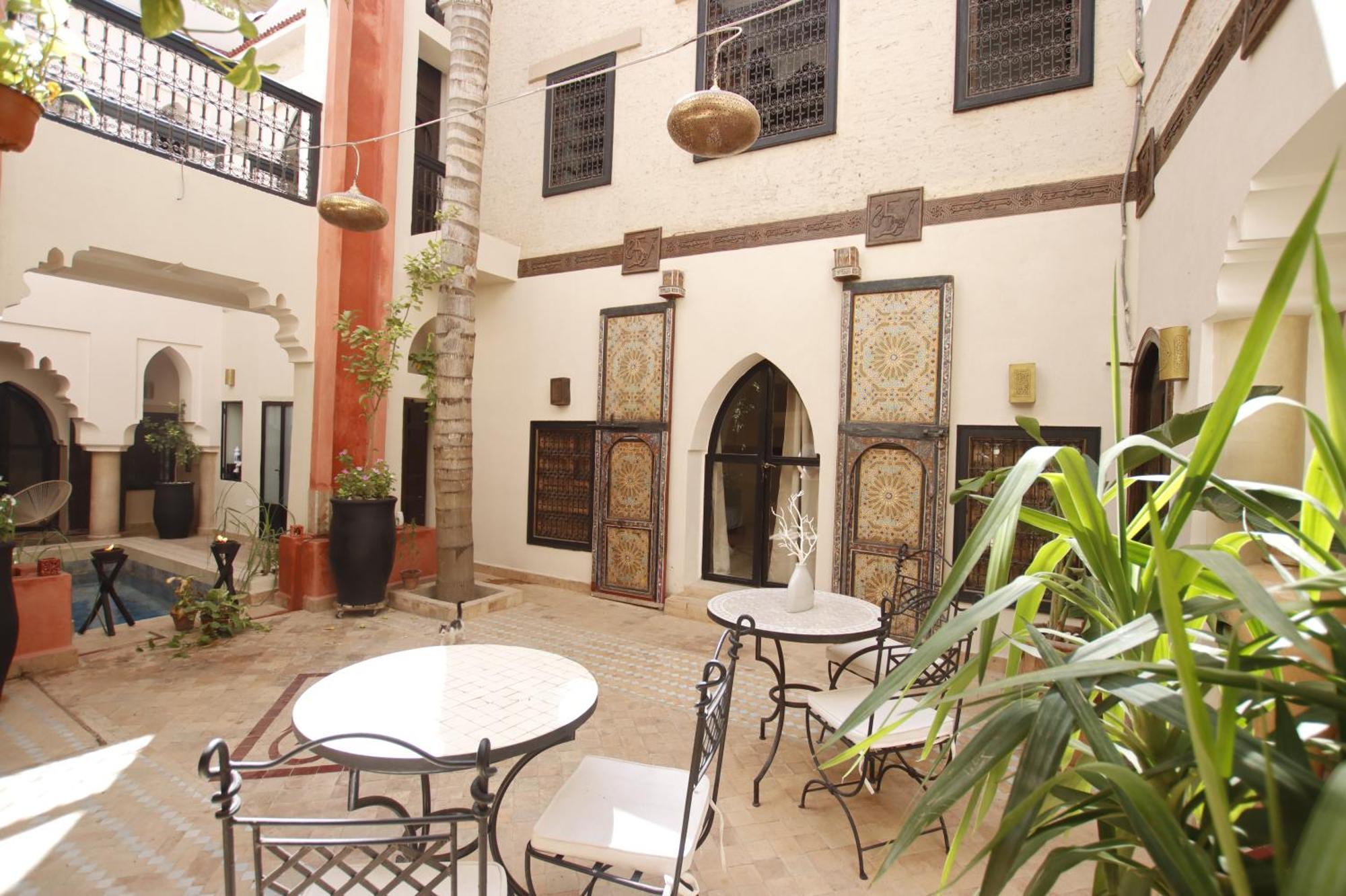 5 Sens Guest house