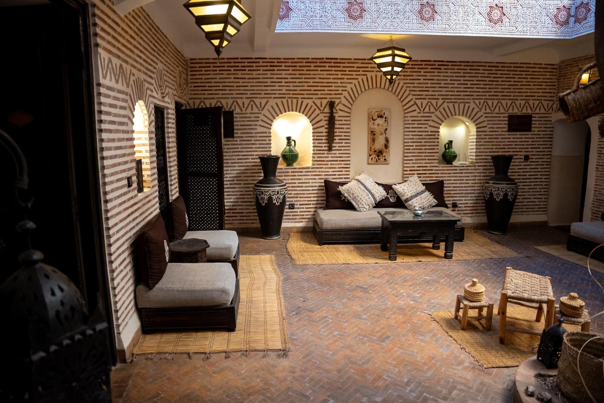 Guest house Maud 4*