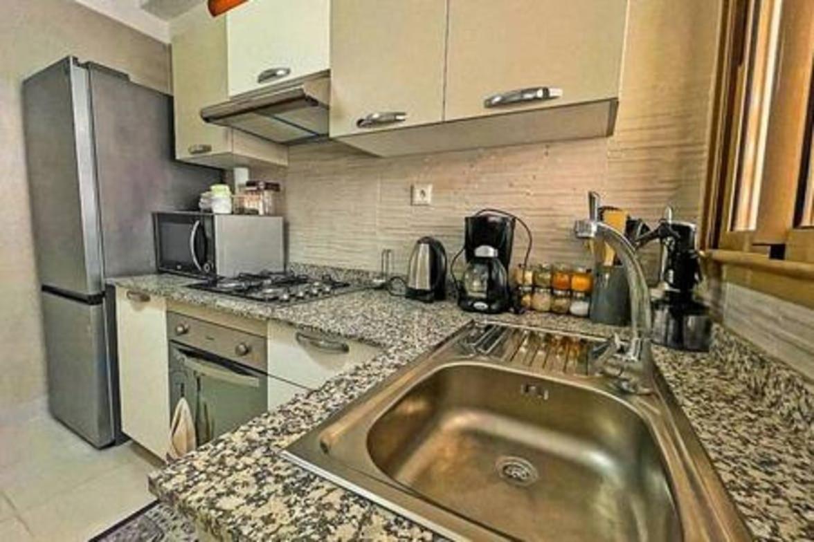 Magnifique Spacieux Avec Belle Terrasse Ensoleillee Apartment