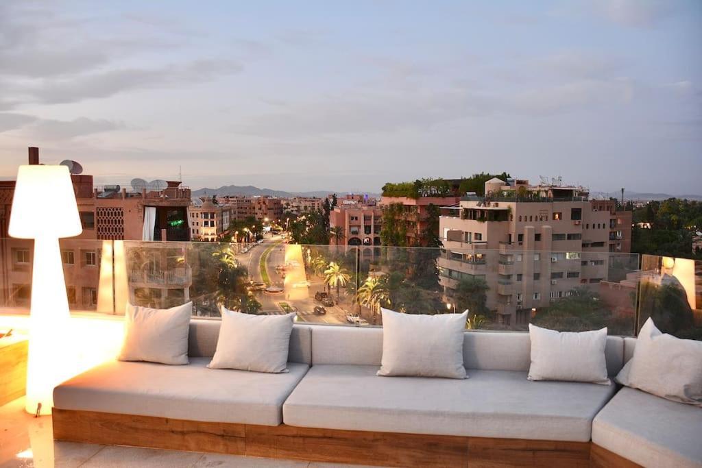 Apartment De Luxe A Marrakech Avec Jacuzzi Piscine Et Vue Panoramique