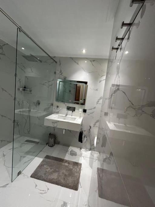 2 Moderne Et De Standing Apartment Marrakesh