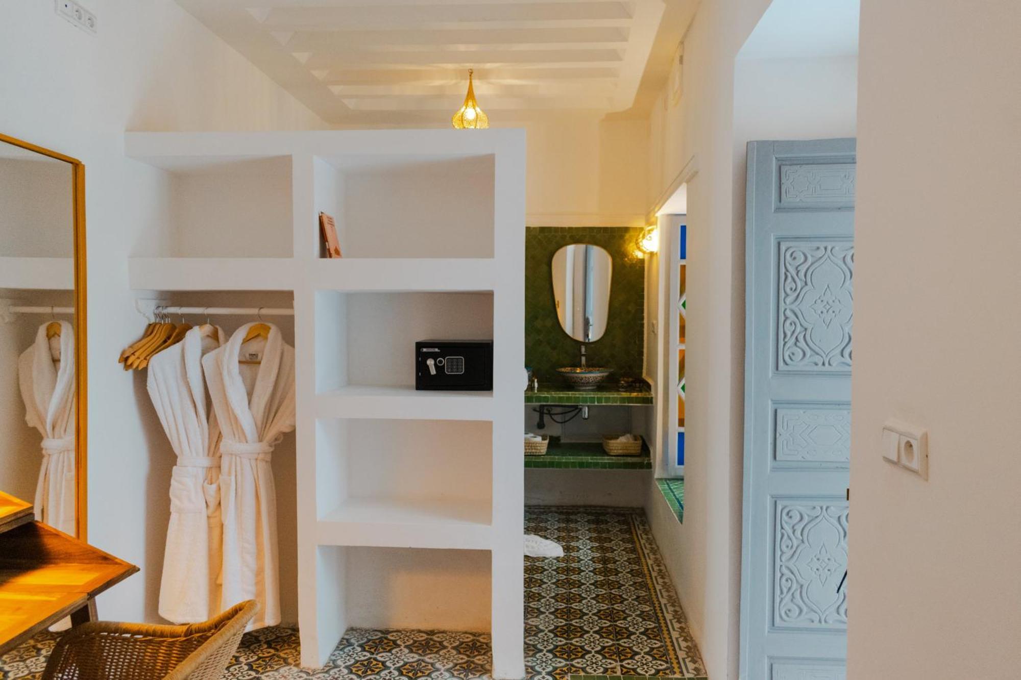 Boutique La Maison Darts Et Medicine * Marrakesh