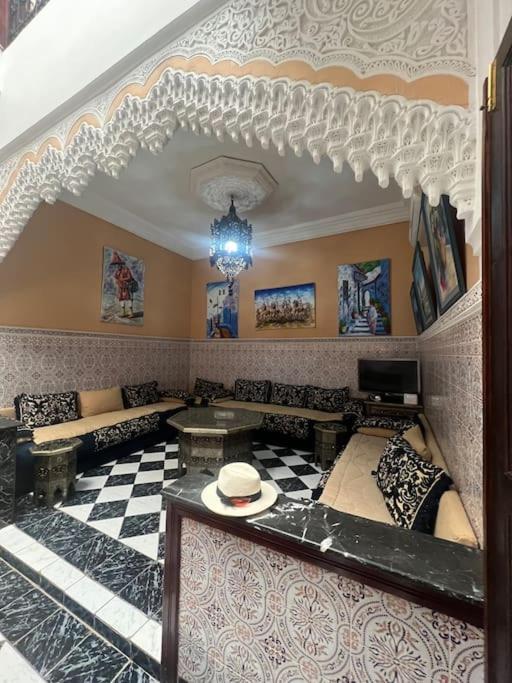 Apartment & 4 Bedrooms With Pool Views *