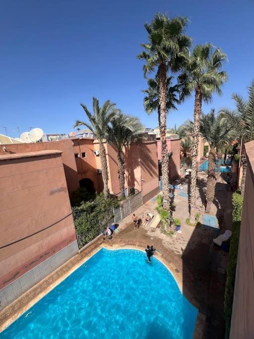 & 4 Bedrooms With Pool Views Apartment