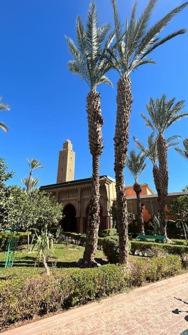 & 4 Bedrooms With Pool Views Apartment Marrakesh
