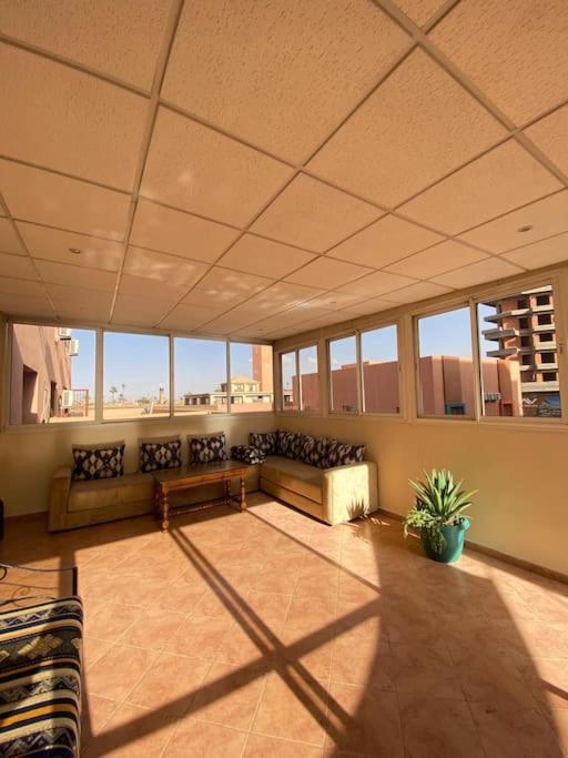 Apartment Superbe Avec Veranda Et Terrasse