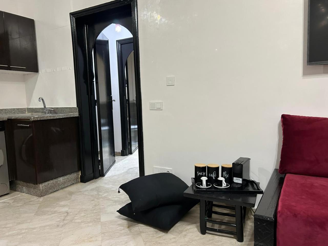 Apartment Apparemment Confortable A Gueliz *