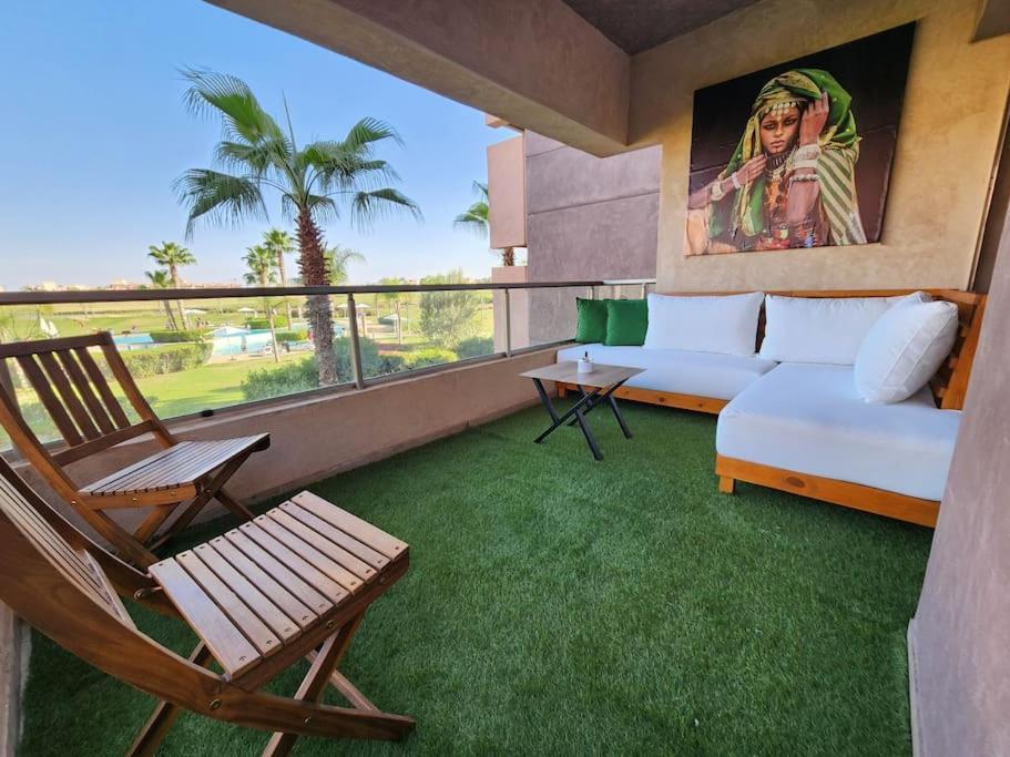Apartment Central, Vue Piscine-golf, Et Montagne De L'atlas *