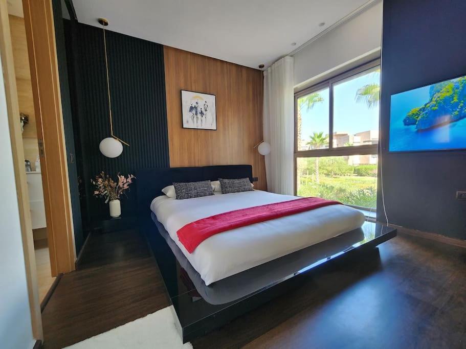 Apartment Central, Vue Piscine-golf, Et Montagne De L'atlas *
