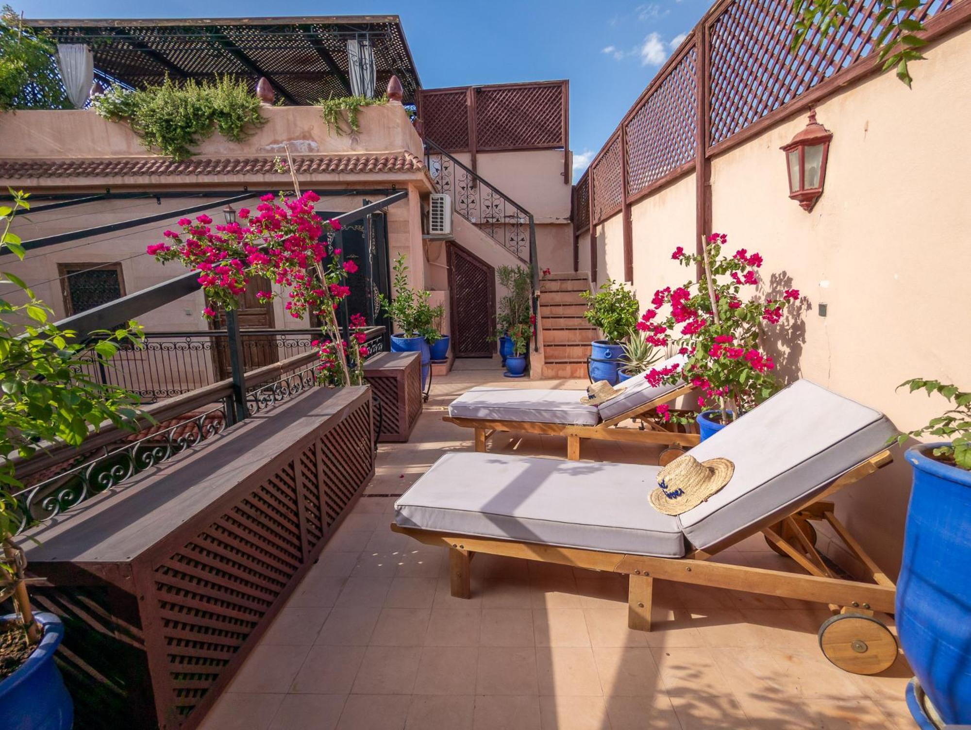 Des Reves Avec Jacuzzi - Coeur De Medina Villa *