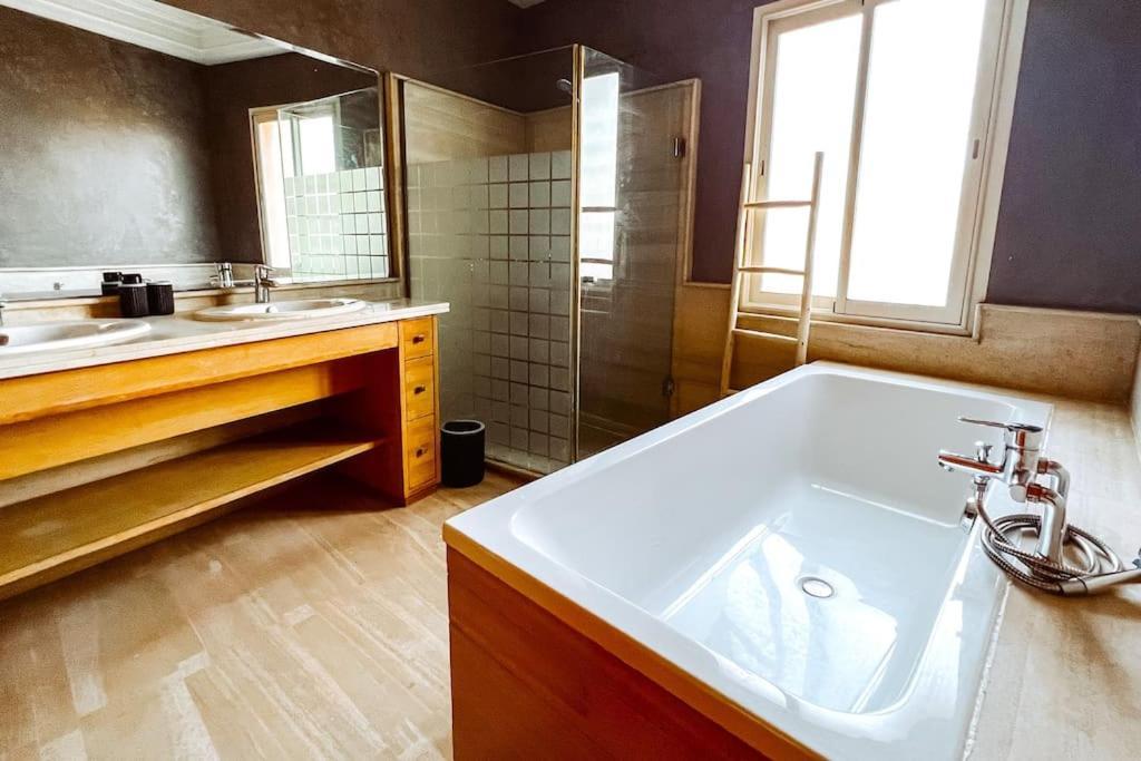 Grande 6 - Piscine - Jacuzzi Chauffe