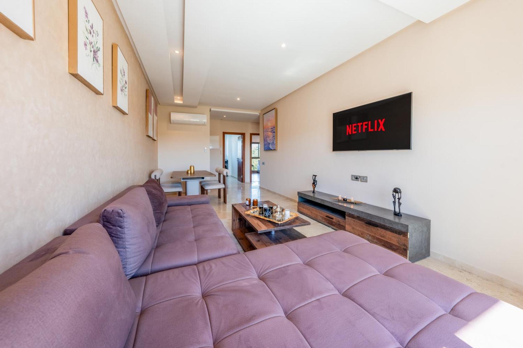Cute And Modern In Prestigia Apartment *