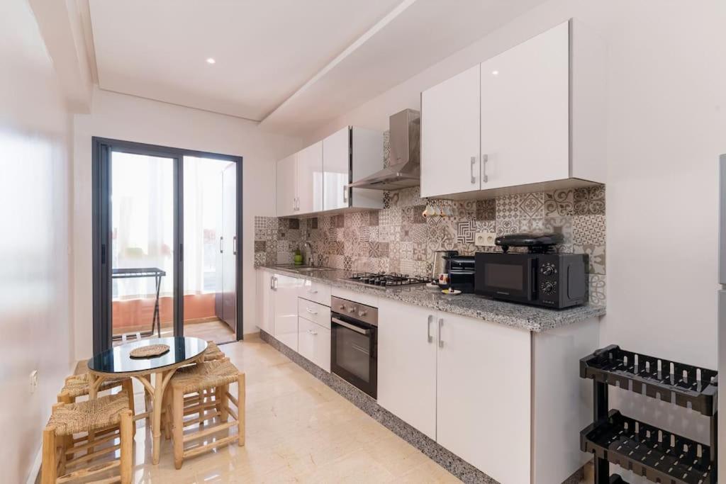 Apartment Luxury And Healthy Designed With Pool