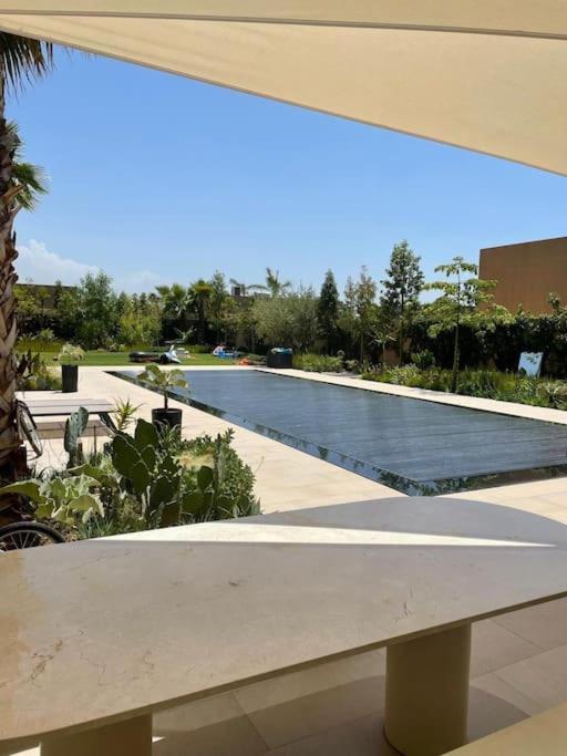 M Avec Piscine Chauffee Villa