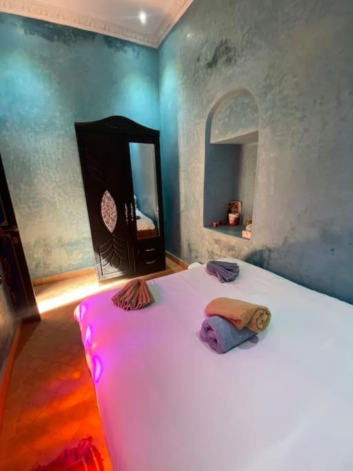 Petit Authentique Proche De Dar El Bacha Apartment *