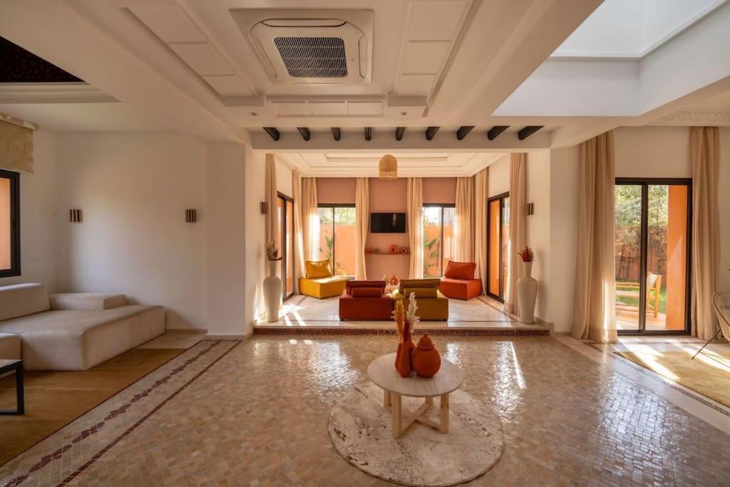 Leya - Piscine Chauffee Villa Marrakesh