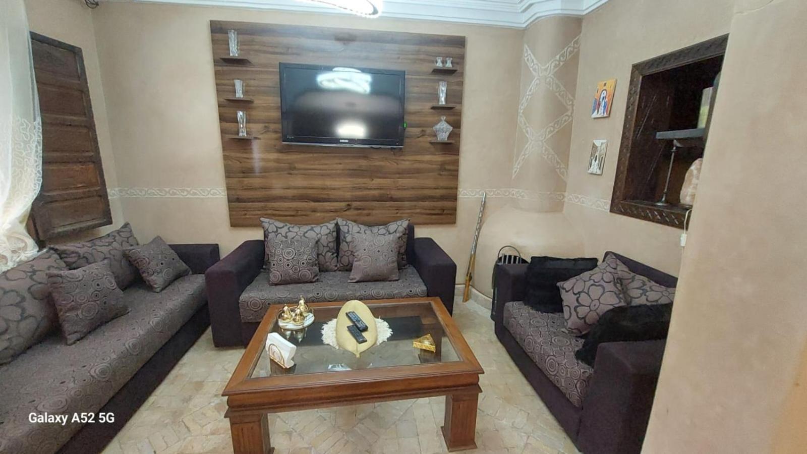 Habib - Traditional Moroccan 3 Bedroom Family Holiday home Marrakesh