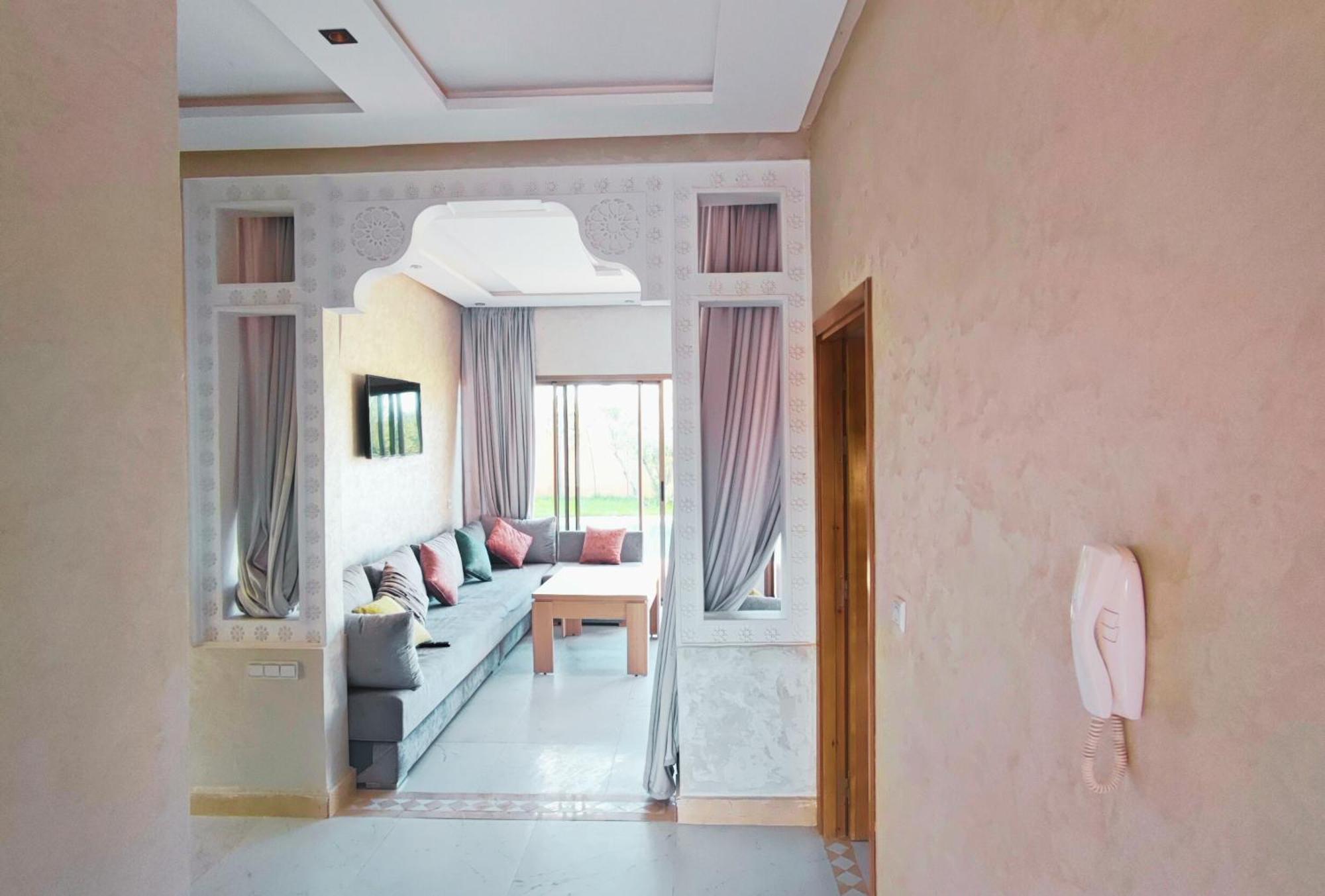 The Atlas View And Elegant Marrakech *