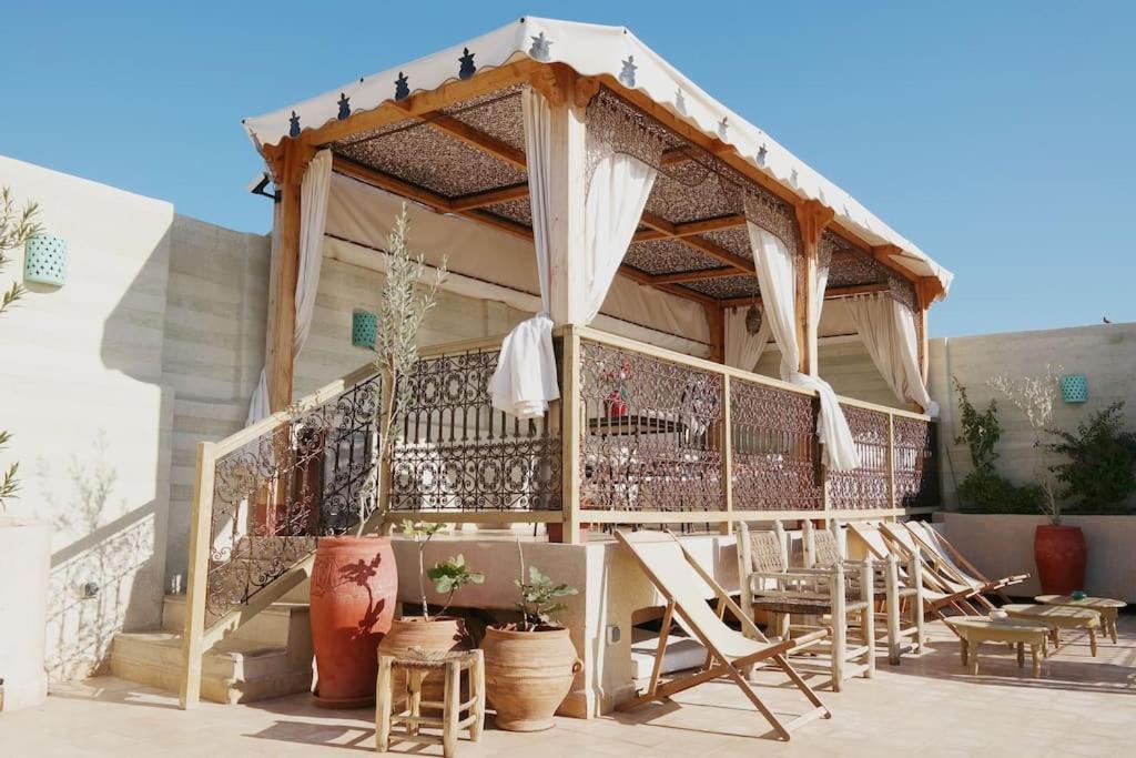 Laklak Tradition 350m2 In Der Medina Mit Terrasse *