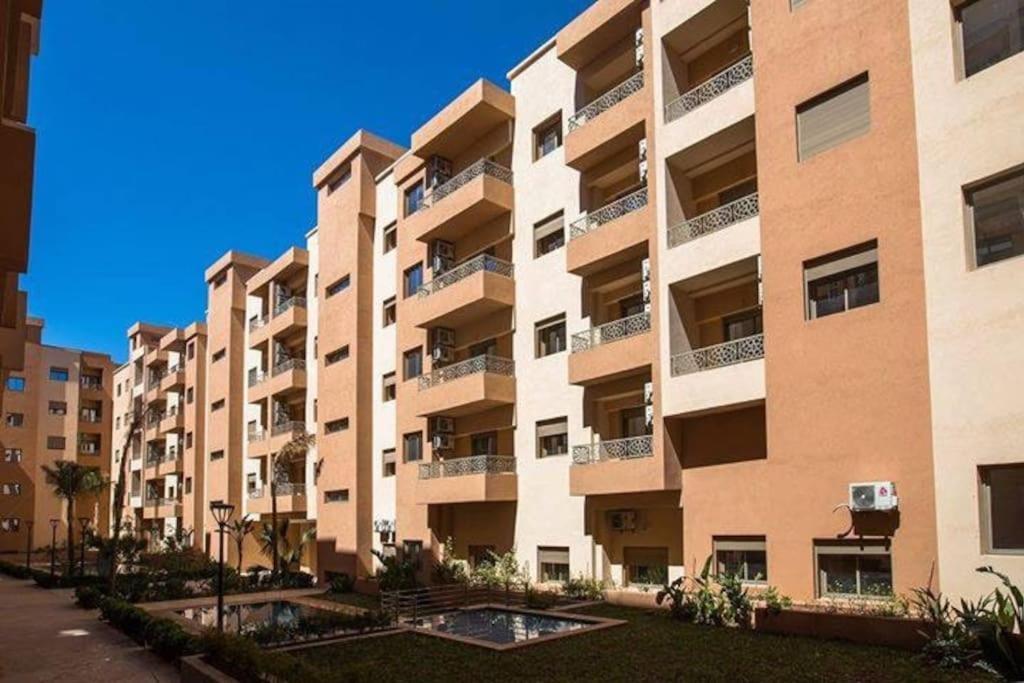 Charming Two Bedrooms Flat With Pool And Parking Marrakesh