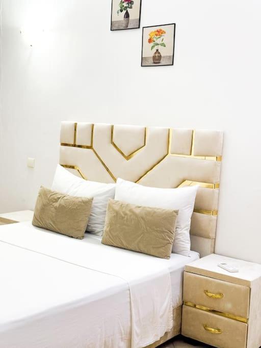 Familial Au Centre De Marrakech Apartment