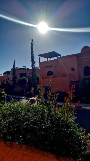 Dar Ou Bahssou Apartment *