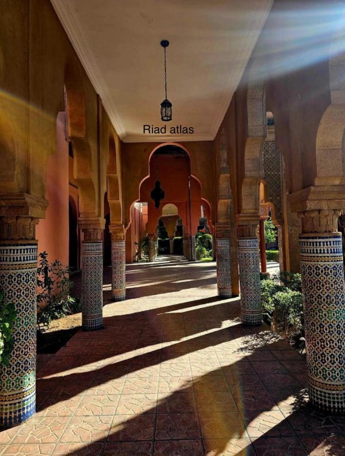 Atlas Entier Prive Avec Jacuzzi Au Coeur De Entire