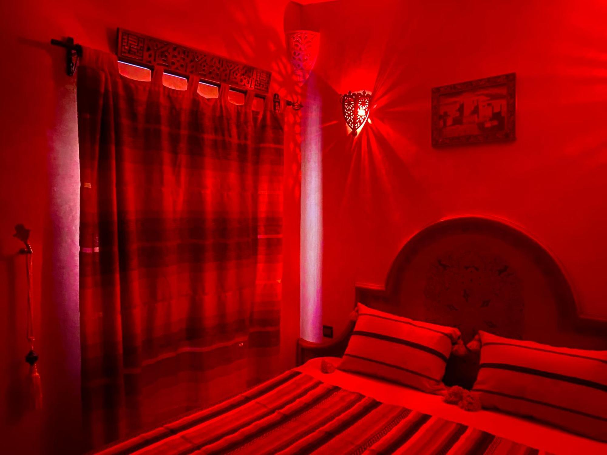 Nezha Avec Jacuzzi Et 3 Piscines Au Coeur De Hotel *