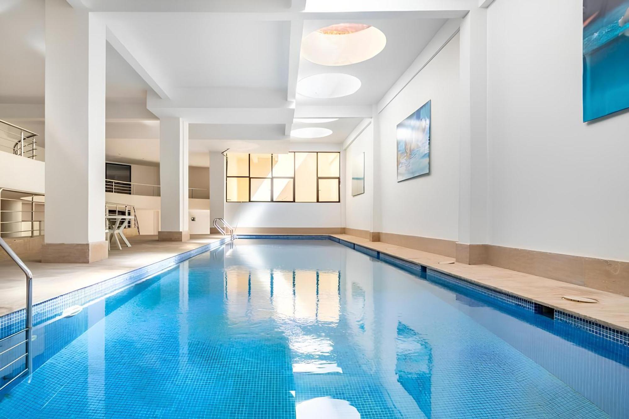 C-appartement De Luxe Plein Centre De Gueliz Avec Piscine Parking Wifi Netflix Apartment Marrakesh