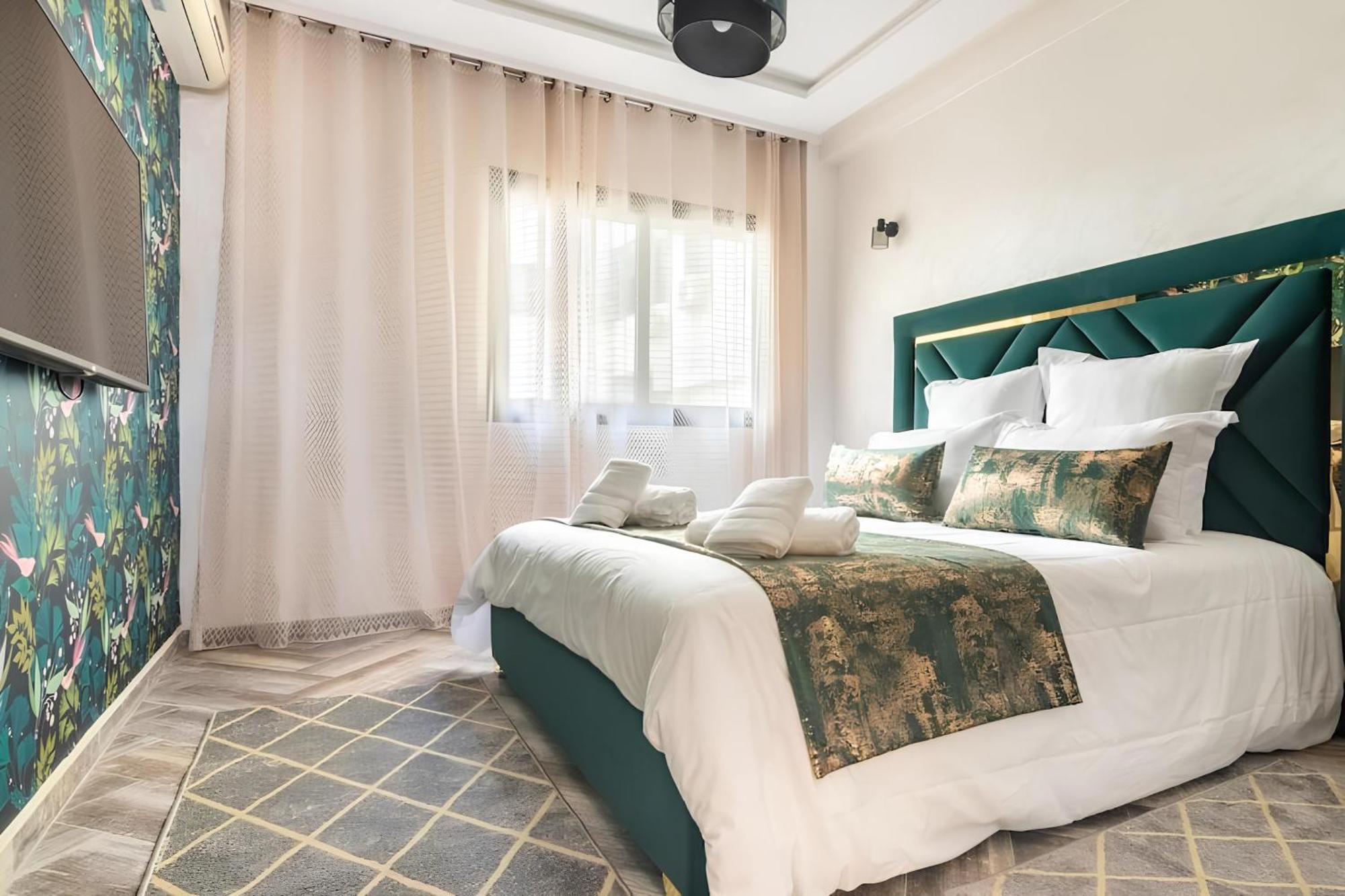 Apartment C-appartement De Luxe Plein Centre De Gueliz Avec Piscine Parking Wifi Netflix Marrakesh