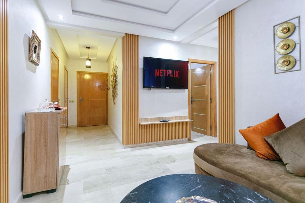 Gueliz Cosy 2 Bedrooms Apartment *