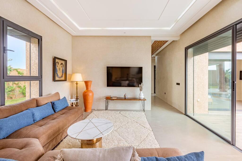 Zina, Elegance Et Luxe,piscine & Jacuzzi * Marrakesh