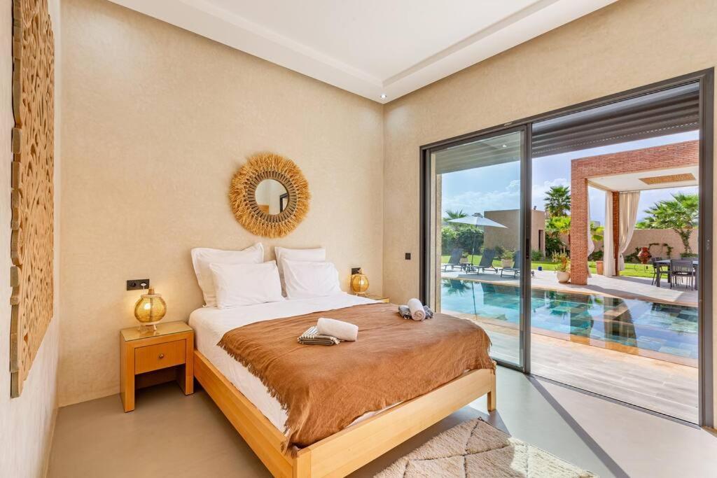 Zina, Elegance Et Luxe,piscine & Jacuzzi Villa Marrakesh