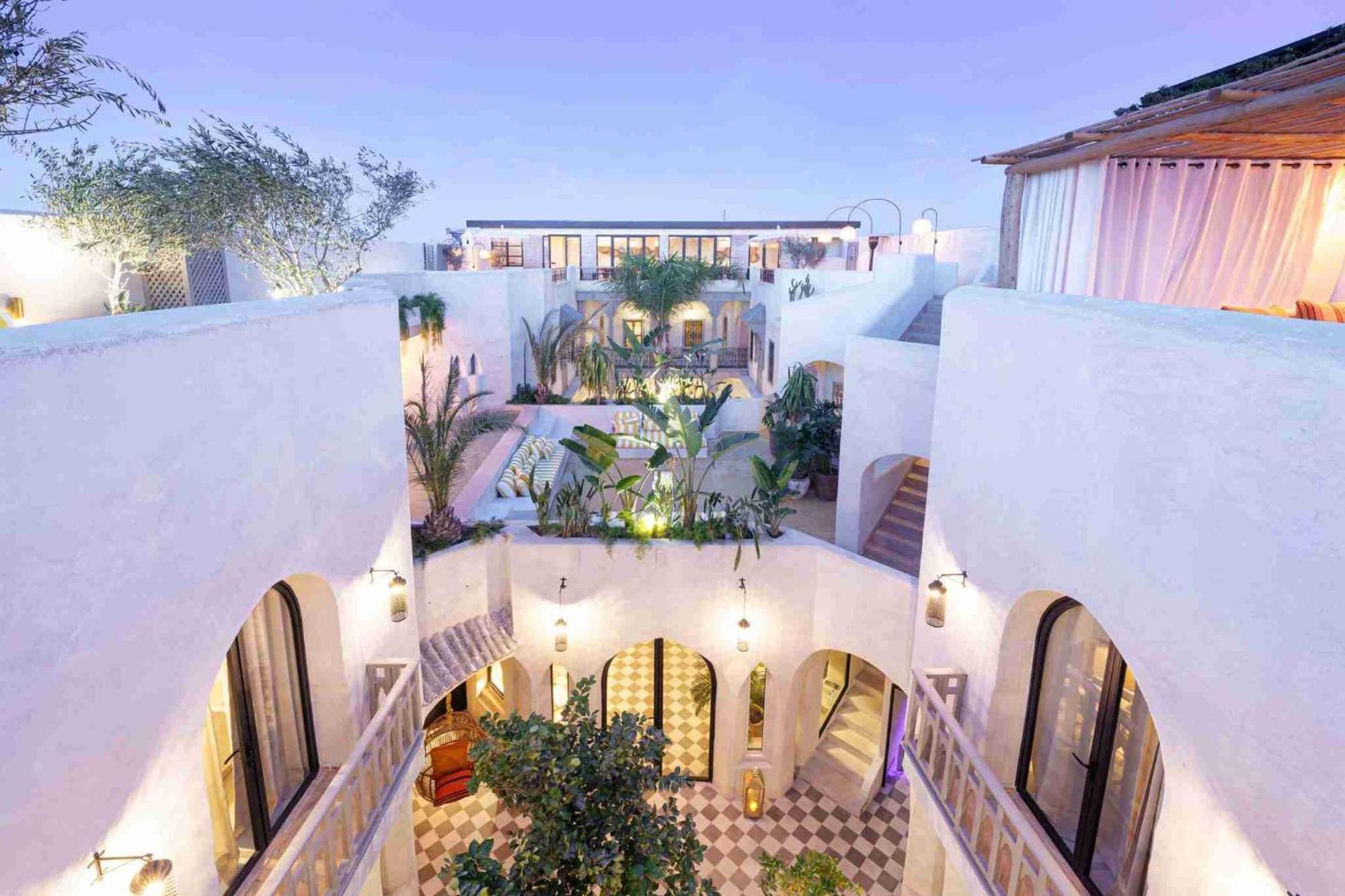 Riad Riad Ibtissam *