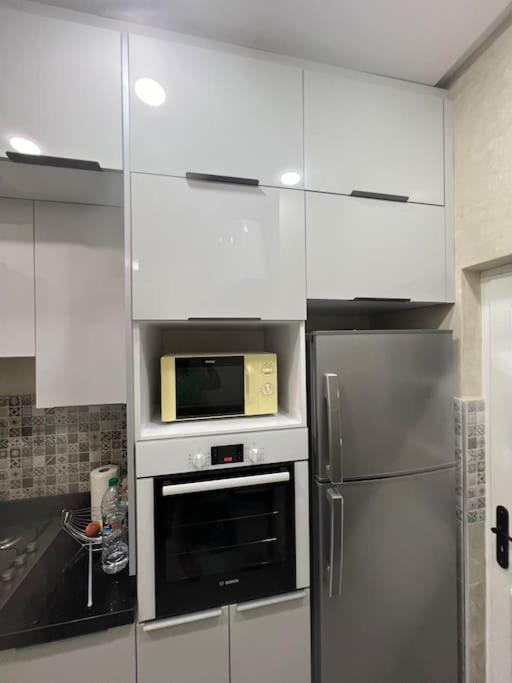 Proche Aeroport Apartment *