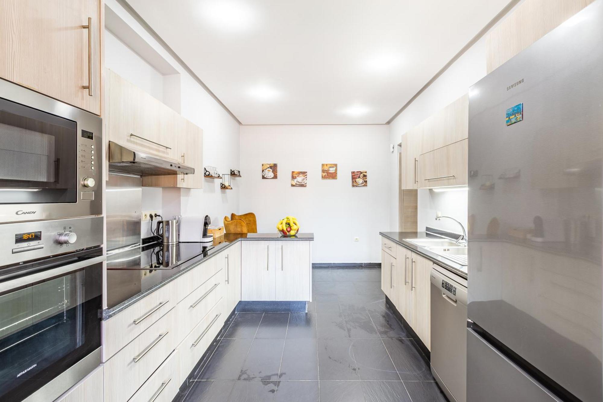 Apartment Luxurious Facing Pestana Cr7 On M Avenue - Premium In Marrakech *