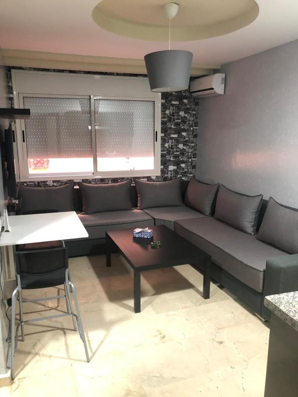 Au Centre Avec Wifi Apartment